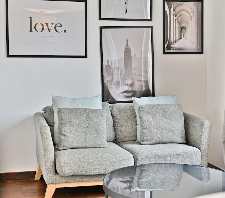 Appartement Paisible Et Central Rivoli Parigi Esterno foto